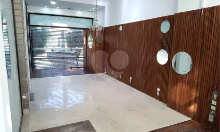 Ponto comercial para alugar na Rua Padre Carvalho, Pinheiros, São Paulo