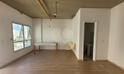 Sala comercial à venda na Rua Hassib Mofarrej, Vila Leopoldina, São Paulo