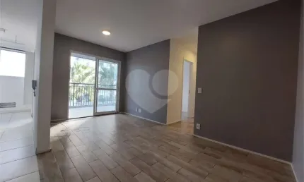 Apartamento com 2 quartos à venda em Vila Anastácio - SP