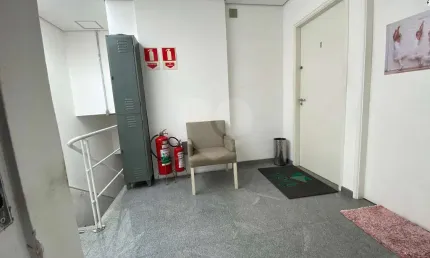 Sala comercial para alugar na Rua Carlos Weber, Vila Leopoldina, São Paulo