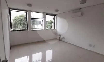 Sala comercial à venda na Avenida José César de Oliveira, Vila Leopoldina, São Paulo