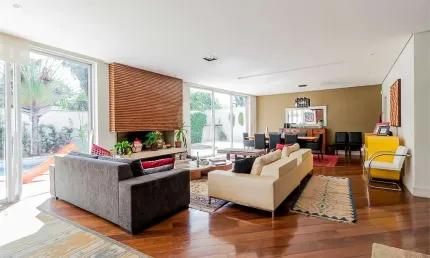 Casa com 4 quartos à venda na Rua Ziembinski, Alto da Lapa, São Paulo