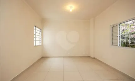 Sala comercial para alugar na Rua Albion, Lapa, São Paulo