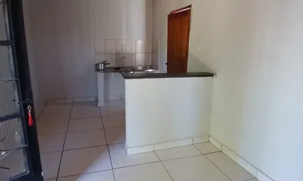 Kitnet / Stúdio para alugar na Avenida Manoel José de Arruda, Praeiro, Cuiabá