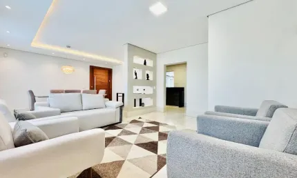 Casa com 4 quartos à venda na Rua Agostinho Feijó Sanches, 315, Santa Mônica, Londrina
