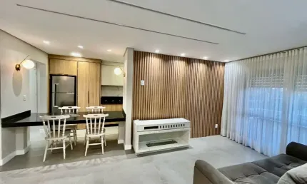 Apartamento em Capão Novo totalmente reformado e mobiliado