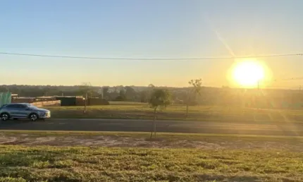 Terreno plano na parte alta no condomínio terras alpha nova esplanada em votorantim/sp