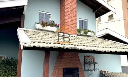 Casa com 3 quartos à venda na Rua Duque de Caxias, Centro, Pirassununga