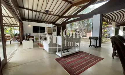 Casa à venda no bairro Interlagos (Abrantes) - Camaçari/BA