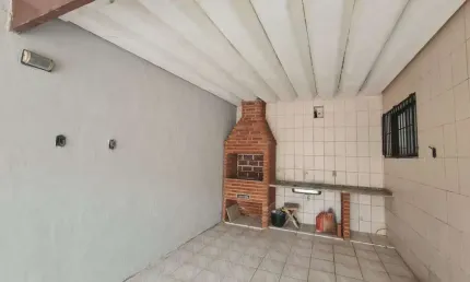 Casa geminada - 2 quartos - maracanã - praia grande