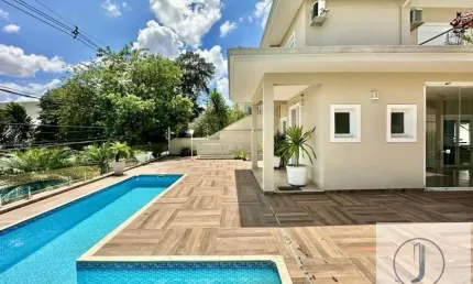 Casa em condomínio fechado com 4 quartos para alugar no Granja Viana, Carapicuíba 