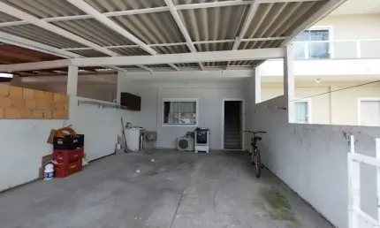 NÃO FINANCIAVEL-Sobrado bem localizado na Barra do Aririu em Palhoça SC - Melhor preço da região