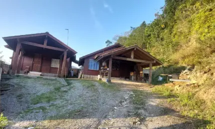 Duas casas a venda em um terreno de 360 m2 bairro alto aririu palhoça sc - 250 mil