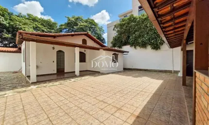 Casa com 4 quartos à venda na Rua Castelo De Guimarães, 125, Castelo, Belo Horizonte