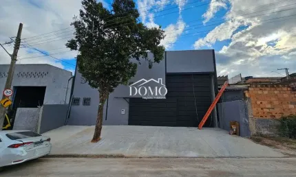 Galpão de 360 metros quadrados no bairro campina verde