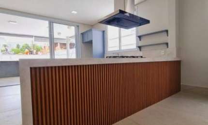 Lindo sobrado em Vila Formosa com 3 dormitórios bem localizado