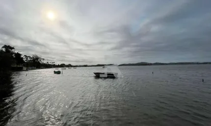 Terreno à venda, 995 m² por R$ 2.300.000 - Palmeiras - Cabo Frio/RJ