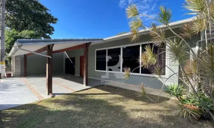 Casa com 3 dormitórios à venda, 123 m² por R$ 2.000.000 - Praia do Siqueira - Cabo Frio/RJ