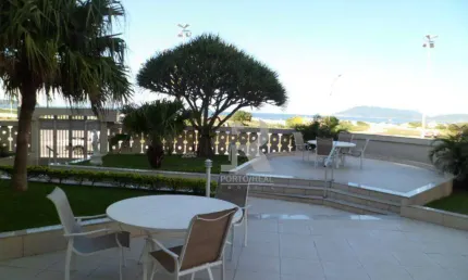 Apartamento com 3 dormitórios à venda, 97 m² por R$ 850.000,00 - Praia do Forte - Cabo Frio/RJ