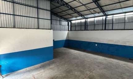 Galpao para locação com 700m2 em excelente localização.