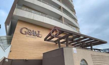 Apartamento semimobiliado com 3 dormitórios no América.