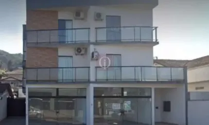 Sala comercial térrea em edifício no bairro boa vista em joinville/sc