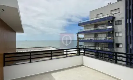 Imóvel novo, localizado a apenas 30 metros da praia do cerro em barra velha/sc.