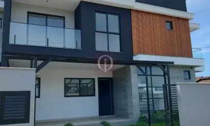 Venha conhecer o saguaçu homes: um incrível sobrado geminado, totalmente novo e pronto para morar!