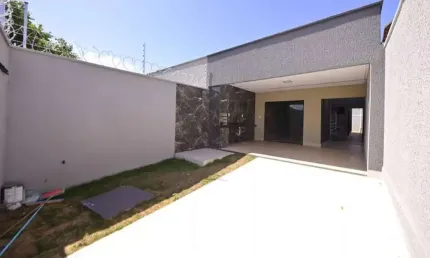 Casa à venda no Jardim Curitiba, Goiânia 