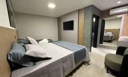 Casa em condomínio fechado com 4 quartos à venda no Centro