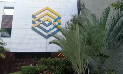 Sala Comercial no Executive Torreão Plaza: Sofisticação e Localização Estratégica para o Sucesso do Seu Negócio!