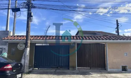 Casa na Praia para Venda em Caraguatatuba, Tinga, 4 dormitórios, 2 banheiros, 6 vagas