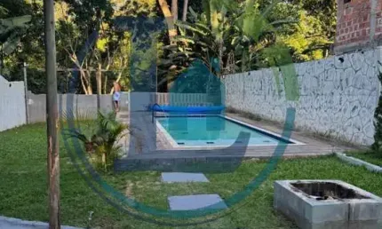 Chácara para Venda em Arujá, Correias, 2 dormitórios, 2 banheiros