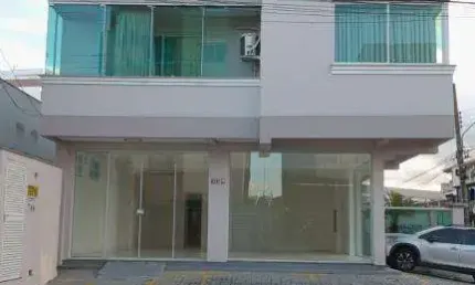 Sala comercial para alugar na Rua Graciliano Ramos, 320, Ponte do Imaruim, Palhoça, 90 m2 por R$ 3.500