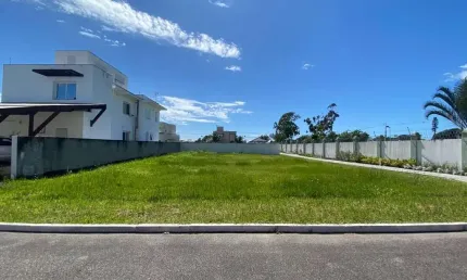 Terreno em condomínio residencial garapuvu - campeche