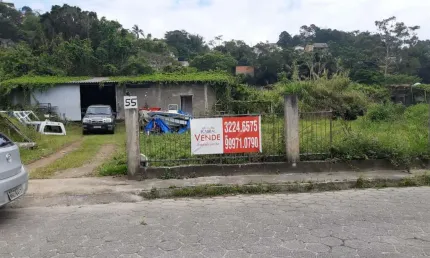 Terreno à venda na Servidão Izabel João Jacinto, 55, Sambaqui, Florianópolis