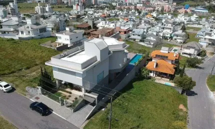 Casa com 3 quartos à venda na Rua do Copo de Leite, 220, Pedra Branca, Palhoça, 843 m2 por R$ 3.900.000