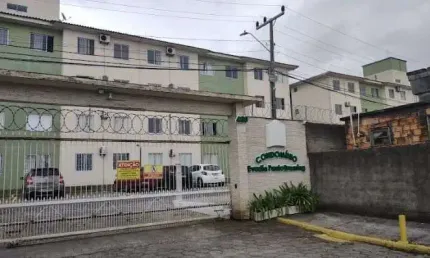 Apartamento com 2 quartos à venda na Rua João Martins de Souza, 480, Barra do Aririú, Palhoça, 49 m2 por R$ 233.000