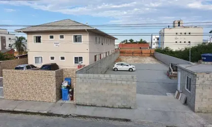 Terreno à venda na Rua Silvonei Estacino Patrício, 98, Aririu, Palhoça