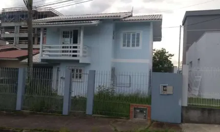 Casa com 3 quartos à venda na Rua dos Curiós, 18, Pedra Branca, Palhoça