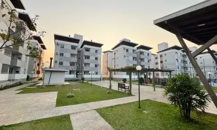 Apartamento com 2 quartos à venda na Rua 13 de Maio, 785, Prado, Biguaçu