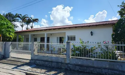 Casa com 3 quartos à venda na Rua João Silva, 293, Aririu, Palhoça