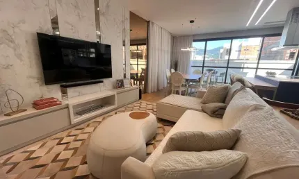 Casa em alto padrão cond fechado, Deltaville - Biguaçu
