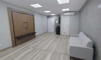 Oportunidade no Square SC 401 !Sala Comercial com Estrutura Completa - Pronto para Trabalhar!