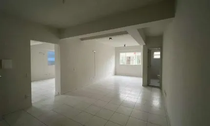 Sala comercial com 2 salas para alugar na Avenida Governador Ivo Silveira, 3568, Capoeiras, Florianópolis, 64 m2 por R$ 2.800