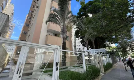 Apartamento com 2 quartos à venda na Rua Esteves Júnior, 496, Centro, Florianópolis