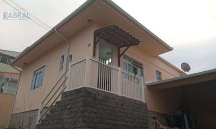 Casa com 2 quartos para alugar na Rua Daniela, 90, Bela Vista, São José, 120 m2 por R$ 3.500