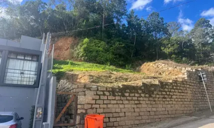 Terreno à venda na Professor Adelino Gonçalves, 87, Saco dos Limões, Florianópolis