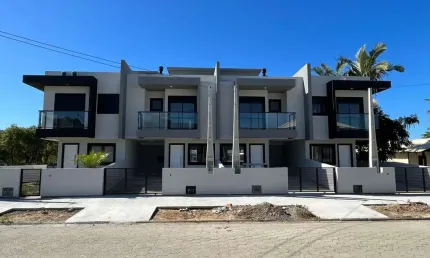 Casa com 3 quartos à venda na Rua Professora Clotilde Silveira Juttel, s/n, Pinheira, Palhoça