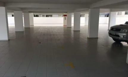 Garagem à venda na Avenida Engenheiro Max de Souza, 906, Coqueiros, Florianópolis